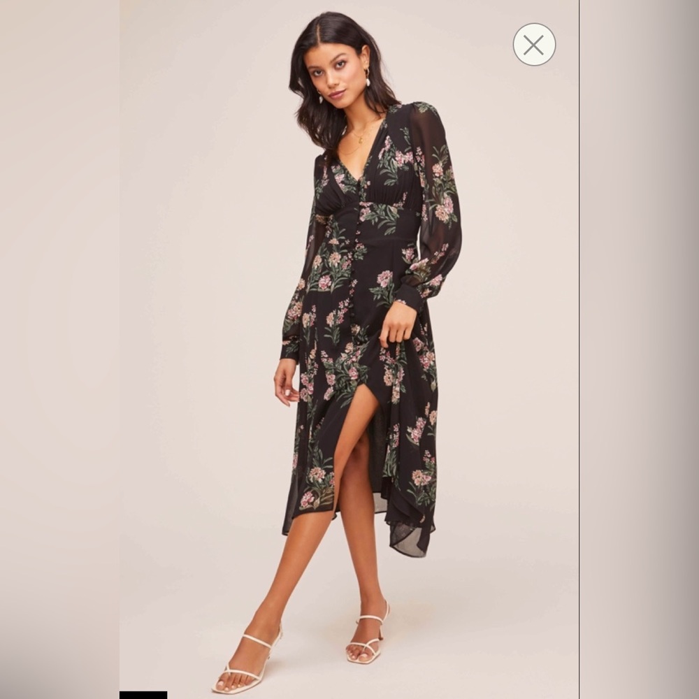 ASTR BUTTON BODICE FLORAL MIDI Dress Medium